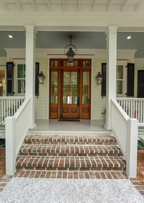 Southern Farmhouse Exterior, Southern Farm House, Lowcountry Farmhouse, Low Country House Plans, Southern Front Porch, Low Country House, Low Country Homes, Southern Farmhouse, South Carolina Homes