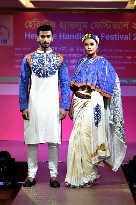 Bangladeshi models present clothing with native cultural characteristics during the Heritage Handloom Festival 2019 in Dhaka, Bangladesh, Bangladeshi Fashion, Bangladeshi Clothes, Bangladesh Clothing, Bangladesh Fashion, Fantasy Universe, Famous Dress, Global Dress, Asian Countries, Dhaka Bangladesh