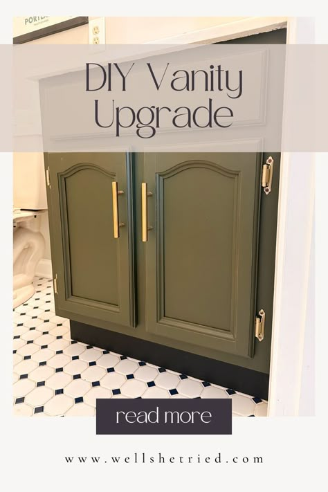 Want to learn how to paint a bathroom vanity? This step by step guide will walk you through how I gave my old, dated vanity a fresh look! #furnitureflip #howtopaint #bathroomremodel #bathroomdesign #diy Old Bathroom Vanity, Ideas For A Small House, Refinished Vanity, Diy Bathroom Vanity Makeover, Vanity Redo, Bathroom Cabinet Makeover, Green Bathroom Vanity, Painted Vanity Bathroom, Bathroom Vanity Remodel