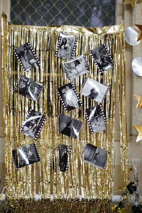 Gold Streamers, Hollywood Sweet 16, Deco Cinema, Hollywood Birthday Parties, Hollywood Birthday, Hollywood Party Theme, Glamour Party, Red Carpet Party, Hollywood Theme