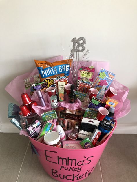 Birthday hamper #21stbirthday #21st #birthday #gifts Surprise For Sister Birthday, Birthday Gift Sister Ideas, 21st Birthday Gift Ideas For Sister, Birthday Gifts 18th Birthday, 21st Birthday Hamper, 18th Birthday Hamper, 30th Birthday Hamper, Birthday Present 18th Birthday, Birthday Hamper Ideas