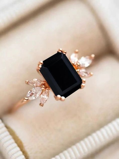 خواتم خطوبة, Black Onyx Engagement Ring, Onyx Engagement Ring, Cute Engagement Rings, Black Diamond Ring, Dream Engagement Rings, Black Onyx Ring, Rose Gold Engagement, Pretty Rings