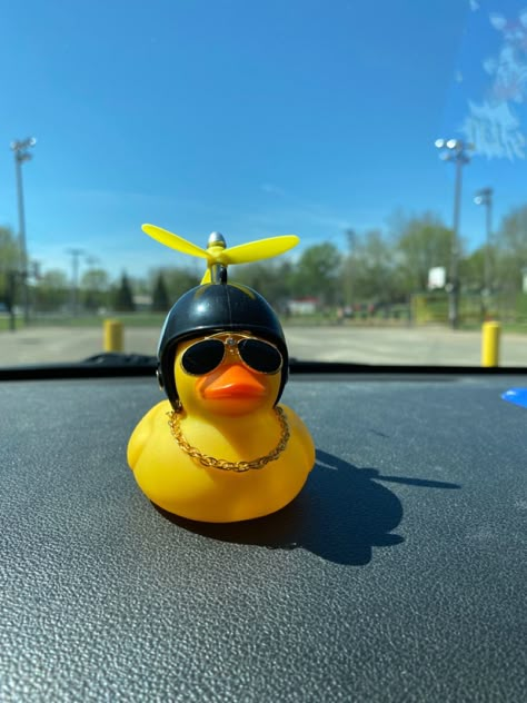 Duck Car Decor, Duck Car Accessories, Rubber Ducks For Jeeps, Funny Car Accessories, Rubber Duck Aesthetic, Zo6 Corvette, Cool Duck, Plastic Duck, Duck Rubber