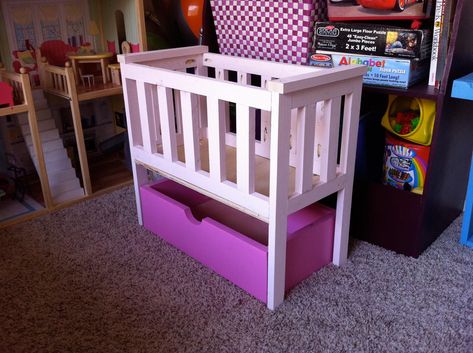 Baby Bassinet Ideas, Diy Baby Bassinet, Diy Baby Doll Crib, Bassinet Ideas, Baby Doll Crib, Baby Doll Furniture, Baby Doll Bed, Diy Crib, Baby Doll Nursery