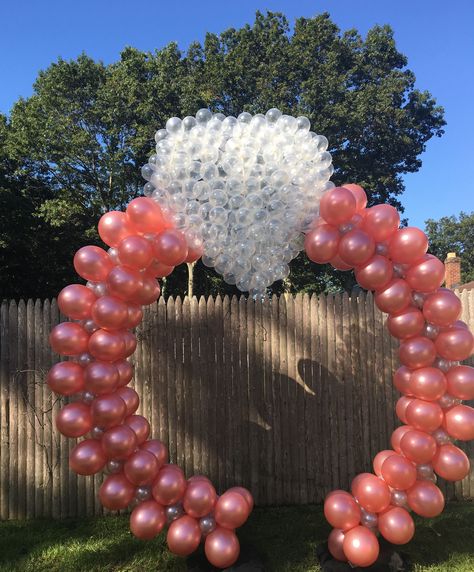 Engagement Celebration with this beautiful sparkling diamond ring! Baloon Ring Decorations, Ring Balloon Decor Birthday, Ring Balloon Decoration, Ring Balloon Arch, Bridal Shower Balloon Ring, Engagement Ring Balloon Decor, Circle Ring Backdrop With Balloons Silver And Balloon, Engagement Ring Balloon, Rose Backdrop