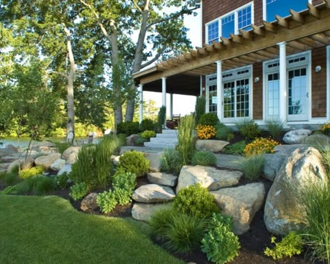 Front Garden Landscape, Small Front Yard Landscaping, Front Yard Landscape, Front Yard Design, Front Yard Garden Design, Front Yard Ideas, Front Landscaping, Yard Landscape, Rock Gardens