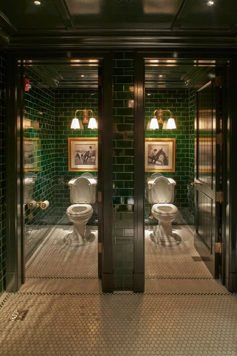 Polo Bar NYC New York — ALFREDO PAREDES Polo Bar Nyc, Wc Decoration, Polo Bar, Toilette Design, Restaurant Bathroom, Speak Easy, Restroom Design, Jazz Bar, Nyc Bars