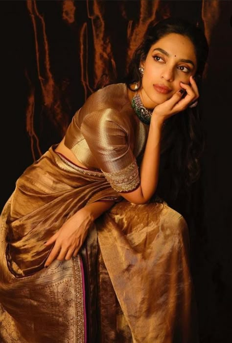 Sobhita Dhulipala, Saree Styling, Golden Saree, Saree Poses, Saree Style, Tissue Saree, Indian Saree Blouses Designs, Saree Designs Party Wear, Indian Photoshoot