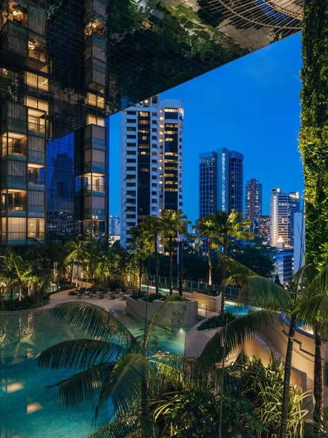 Why slick Singapore should be your next big trip — Stylist Singapore Sights, Orchard Singapore, Alternate Dimension, Singapore Architecture, Forest Beach, Changi Airport, Singapore City, Indoor Waterfall, Beach Garden