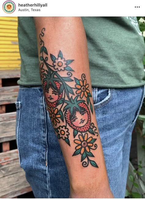 Strawberry Face Tattoo, Bicep Tattoo Women, Trad Tattoos, Tattoo Baby, Flash Tats, Strawberry Tattoo, Inner Bicep Tattoo, Minimalist Tattoo Ideas, American Traditional Tattoo Ideas