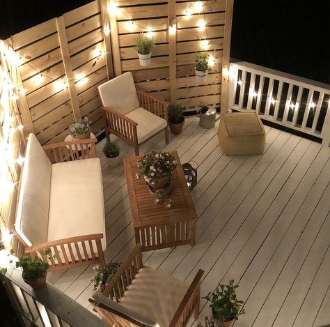 Deck Furniture Layout, Outdoor Deck Decorating, Outdoor Living Deck, Deck Makeover, Deck Layout, Outdoor Deck Furniture, Deck Designs Backyard, Deck Projects, Small Deck