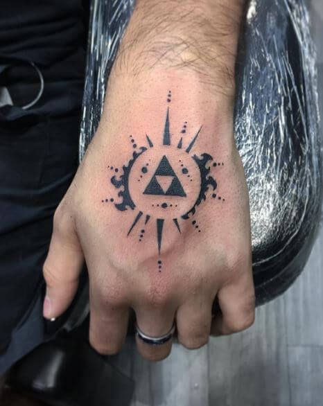 50+ Legend of Zelda Tattoos Ideas (2020) Triforce Designs Video Game Tattoos, Small Tattoos For Women, Nerdy Tattoos, Zelda Tattoo, Gamer Tattoos, Crazy Tattoos, Geek Tattoo, Pokemon Tattoo, Never Understand