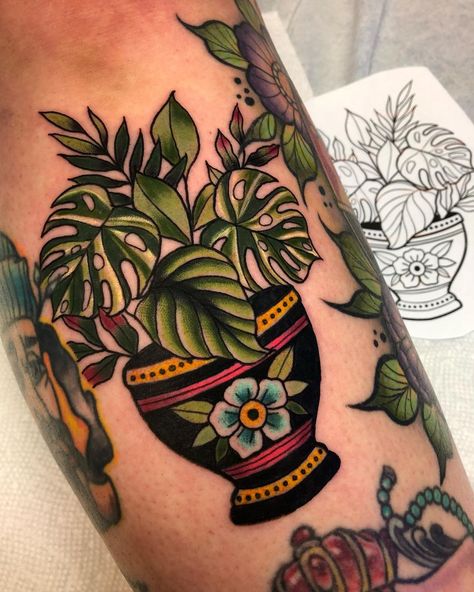 Plant Tattoo American Traditional, American Traditional Potted Plant Tattoo, American Traditional House Plant Tattoo, Traditional Plant Pot Tattoo, Potted Plant Tattoo Traditional, Traditional Style Plant Tattoo, Cool Plant Tattoos, Flowerpot Tattoos, Color Plant Tattoo