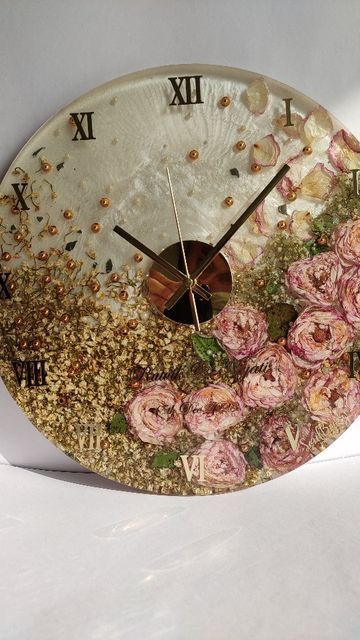 Wedding flower preservation Resin art clock #resinartideas #varmalapreservation Resin Art Flower, Flower Resin Art, Resin Art Clock, Sunflower Clock, Wedding Flower Preservation, Resin Clock, Clock Flower, Flower Clock, Wedding Bouquet Preservation