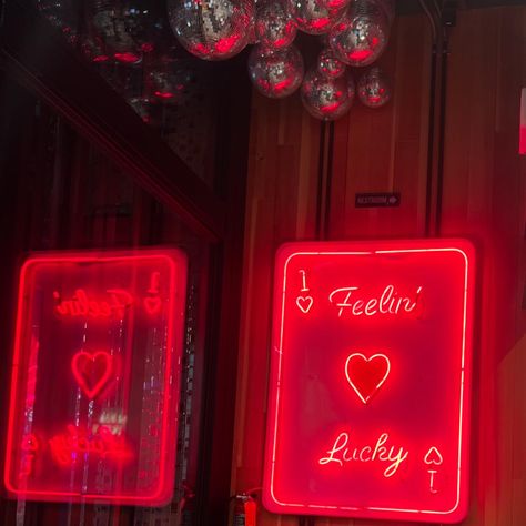 VEGAS 🎰🎲🎆🌆 Red Poker Aesthetic, Vegas 70s Aesthetic, Vegas Vibes Aesthetic, Pink Vegas Aesthetic, Vegas Club Aesthetic, Vintage Speakeasy Aesthetic, Vegas Night Aesthetic, Las Vegas Casino Aesthetic, Old Vegas Aesthetic