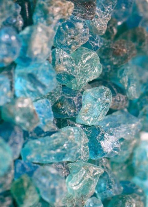 Aquamarine Birthstone, Earth Gift, Rough Gems, Bleu Violet, Turquoise Crystal, Connect The Dots, Rock Collection, Blue Apatite, Blue Gems