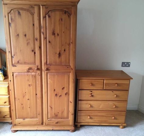 Pine Bed Makeover, Dresser Chalk Paint Makeover, Paint Pine Furniture Bedroom, Wardrobe Restoration Painted Furniture, How To Paint Pine Furniture, Bedroom With Pine Furniture, Refinished Pine Furniture, Painted Pine Furniture Bedroom, Pine Bedroom Furniture Makeover