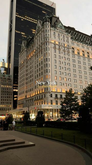 The Plaza Hotel Nyc, Hotels In New York City, Fall In New York, Henry Mancini, New York Vibes, New York Wallpaper, Iconic New York, The Plaza Hotel, Nyc Aesthetic