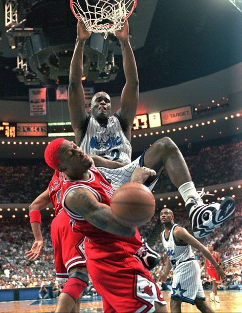 The OG Big Shaq Dunking on Rodman #posterized | Shaquille o'neal, Basketball, Nba Shaq Dunk, Shaquille O’neal, Kobe Bryant Pictures, Nba Basketball Art, Basketball Posters, Basketball Photography, Ball Is Life, Nba Wallpapers, Basketball Star