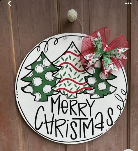 Christmas Tree Sign, Christmas Outdoor Decorations, Painted Christmas Tree, Christmas Signs Diy, Diy Christmas Door, Outside Christmas Decorations, Tree Sign, Door Hangers Diy, Door Signs Diy