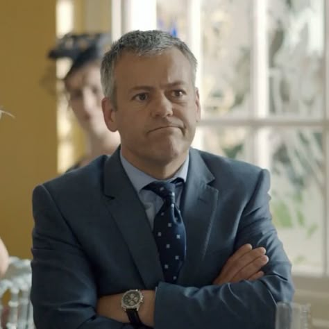 Sherlock Greg Lestrade, Greg Lestrade Icon, Bbc Sherlock Aesthetic, Lestrade Sherlock, Sherlock Pfp, Greg Lestrade, Sherlock Season 4, Sherlock Holmes Benedict, Elementary My Dear Watson