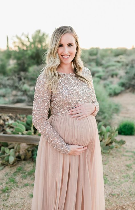 Gown Photoshoot, Cute Baby Shower Dresses, Maternity Shoot Dresses, Gender Reveal Outfits, Baby Shower Gown, Maternity Sundress, Friend Lyrics, Photoshoot Maternity, Maternity Midi Dress