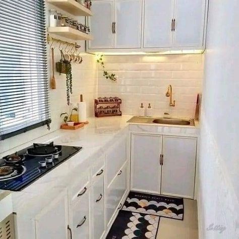 Small Wet Kitchen, Dapur Aesthetic Simple, Small Room Makeover, Bedroom Ideas For Small Rooms Diy, Small Modern House Plans, Kitchen Design Small Space, Kitchen Layout Plans, Dream Kitchens Design, Dream Apartment Decor