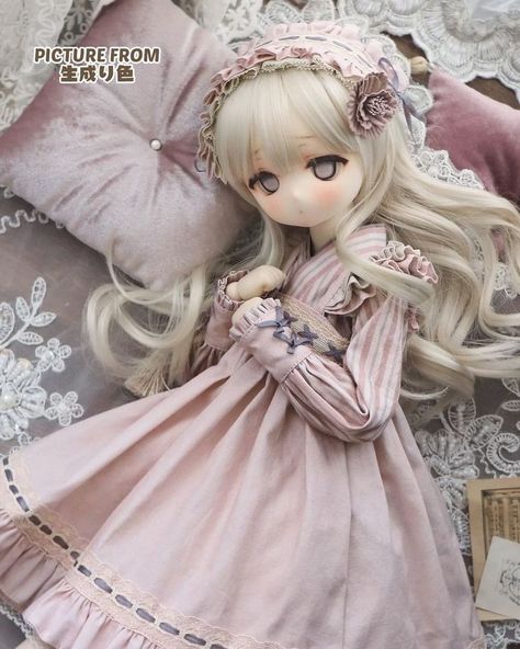 Lolíta Doll, Myou Doll Bjd, Cute Doll Outfits, Pretty Dolls Cute, Bjd Cute, Marionette Doll, Aesthetic Doll, Pink Doll Dress, Dolls Aesthetic