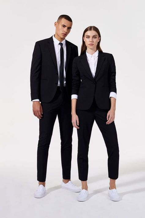 Formal Attire For Women, Formal Attire For Men, Beau Brummell, Uniform Ideas, Restaurant Uniforms, Gentleman Outfit, Modern Suits, Corporate Uniforms, Hospitality Uniform