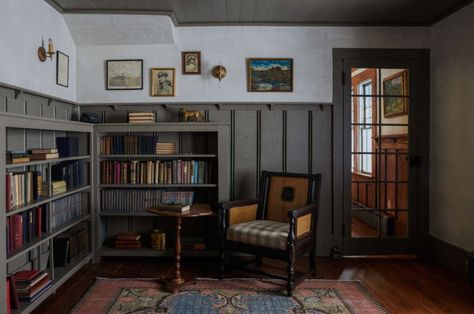 An Arts and Crafts Icon Reborn in the Catskills by Jersey Ice Cream Co. - Remodelista Home Library Design Ideas, Next Bedroom, Home Gym Design Garage, Cozy Library, Home Library Design, Home Libraries, Library Design, Cozy Interior, Home Library