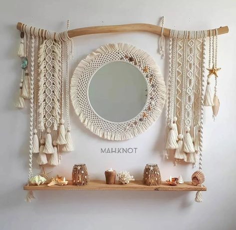 Macrame Mirror Wall Hanging, Macrame Feather Wall Hanging, Macrame Plant Hanger Tutorial, Macrame Mirror, Macrame Hanging Planter, Makramee Diy, Diy Crochet Bag, Diy Boho Decor, Macrame Wall Hanging Diy