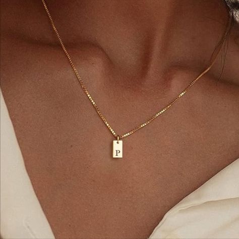 L Pendant Necklace, Dainty Initial Necklace Gold, Initial Charm Necklace, Letter Necklace Gold Initial Pendant, Dainty Gold Letter Necklace, Necklace Letter Initials, Initial Necklace Aesthetic, Name Necklace Aesthetic, Initials Jewelry