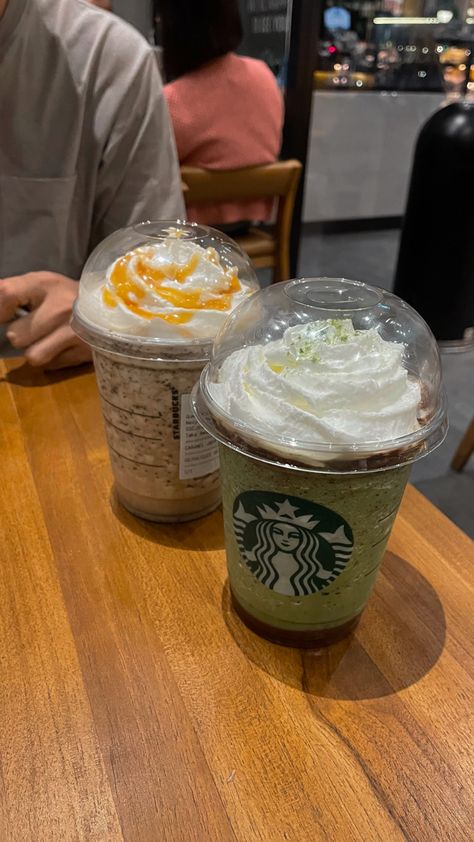 Coffee Date With Boyfriend Prank, Coffee Shop Insta Story, Starbucks Date Couple, Starbucks With Boyfriend, Starbucks Prank, Coffee Date With Boyfriend, Date Prank, Starbucks Pictures, Dinner Date Aesthetic