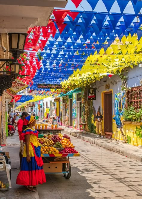 best photo spots in Cartagena Traveling To Colombia, Cartagena Itinerary, Columbia Cartagena, Cartagena Columbia, Colombia Aesthetic, Travel To Colombia, Colombia Art, Colombia Trip, Umbrella Street