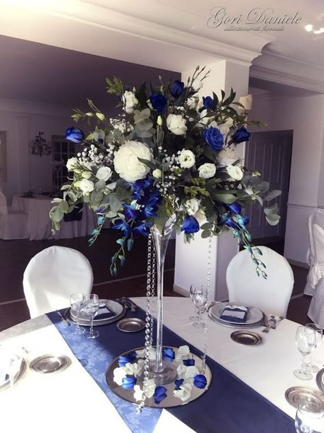 Navy Blue And Gold Centerpiece Ideas, Blue Quinceanera Decorations, Royal Blue Quinceanera Decorations, Navy Blue Quinceanera Ideas, Blue Quinceanera Ideas, Navy Blue Quinceanera, Blue Flower Centerpieces, Royal Blue Centerpieces, Blue Quinceanera Theme