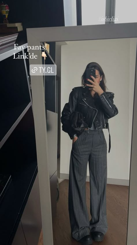 Cargos Office Outfit, Concert Leather Pants Outfit, Pub Date Outfit Winter, Minimal Edgy Outfit, Weeknight Date Outfit, Flat Chested Outfits Casual, Elongating Outfits, Bday Party Outfit Women Casual, Cassia Tierney Clarke