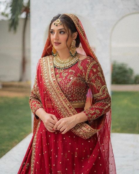 Muslim Bride Photoshoot, Bride Photoshoot Poses, Fusion Outfits, Muslim Bridal, Indian Wedding Gowns, Wedding Lehenga Designs, Bride Photography Poses, Latest Bridal Dresses, Bride Photoshoot