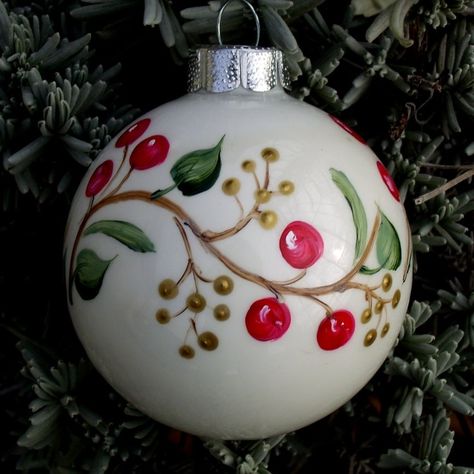 Ornament Painting, Hand Painted Bauble, Handpainted Christmas Ornaments, Christmas Mandala, Christmas Globes, Xmas Baubles, Ornaments Homemade, Pumpkin Caramel, Painted Christmas Ornaments