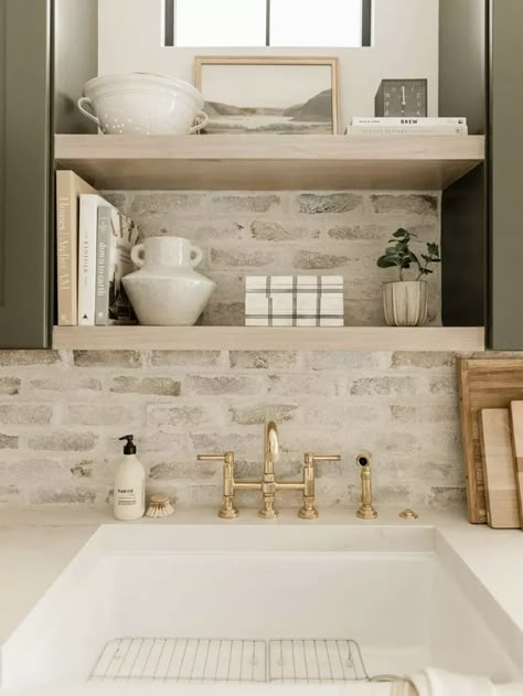 Everything You Need to Know About Stone Backsplashes Beige Kitchen Cabinets With Brick Backsplash, Sandstone Kitchen Backsplash, Tile Wall Kitchen Full, Limestone Tile Backsplash Kitchen, White Kitchen Cabinets Stone Backsplash, Kitchen Backsplash Brick Tile, Stone For Kitchen Backsplash, Pebble Kitchen Backsplash, Stone Backsplash Kitchen Farmhouse