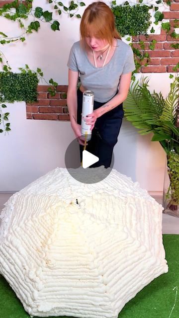 837 likes, 13 comments - 5mcdecor.official em August 6, 2024: "Transform an old umbrella into a mushroom foam lamp ⛱️ #transformation #recycle #upcycle #recycleoldstuffs #craftideas #handcrafted #idea #diy #5minutecrafts #decor". Decor With Umbrellas Ideas, Spray Foam Tree Diy, Old Umbrella Ideas Diy, Foam Mushrooms Diy, Giant Teapot Prop Diy, Styrofoam Mushrooms Diy, Mushroom Umbrella Diy, Diy Large Mushrooms, Things To Do With Fairy Lights