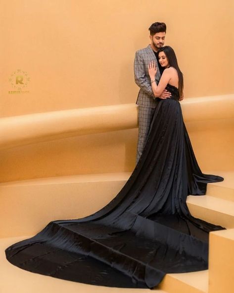 1. WEAR A GOOD DRESS 
2. LONG TRAIL GOWN & SAREES 
3. COMFY CASUAL CLOTHES
4. GO FOR TRADITIONAL OUTFITS Trail Dresses Gowns, Trail Gown For Pre Wedding Shoot, Long Trail Gown, Trail Gown, Bridesmaids Photo, Tale Dress, Good Dress, Photoshoot Outdoor, Romantic Couple Poses