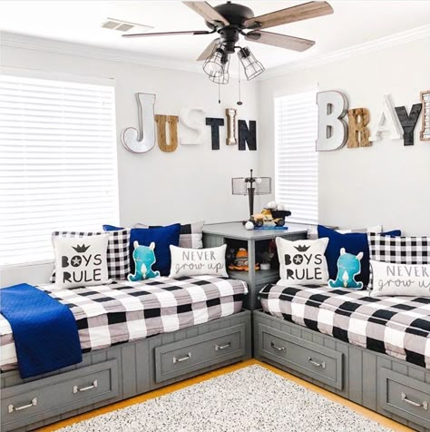 22 Beautiful Shared Room For Kids Ideas Twin Boys Room, Boys Shared Room, Shared Boys Rooms, Diy Beds, Zimmer Diy, Boys Shared Bedroom, Beds Ideas, Kids Shared Bedroom, Boy Bedroom Design