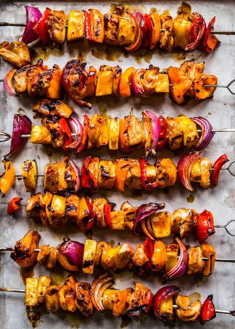 Tropical Bbq Party, Orange Snacks For Color Party, Tropical Party Foods, Bbq Chicken Skewers, Tropical Dinner, Jelly Toast, Herbed Rice, Luau Party Food, Red Onion Recipes