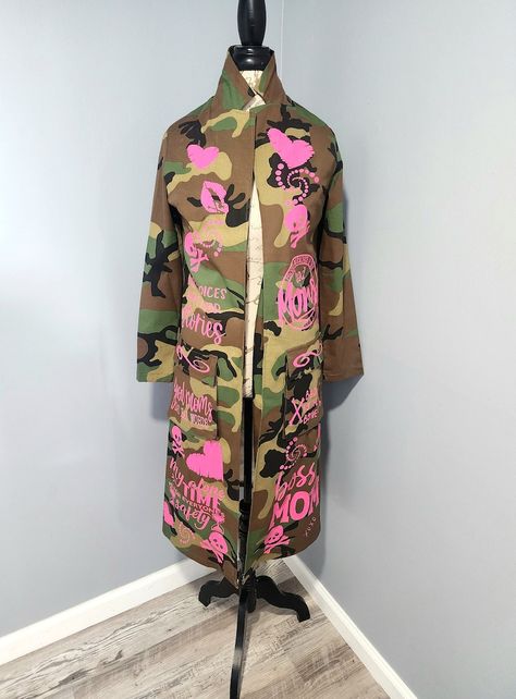 Camo Clothes, Bad Moms Club, Black Fact, Orange Coat, Upcycle Ideas, Bad Moms, Camo Outfits, Camo Fashion, High Fashion Outfits