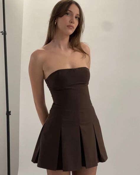 Kendall Dress, Worst Outfits, Casual Frocks, Flattering Outfits, Looks Chic, Formal Outfit, Brown Dress, Trendy Dresses, The Worst