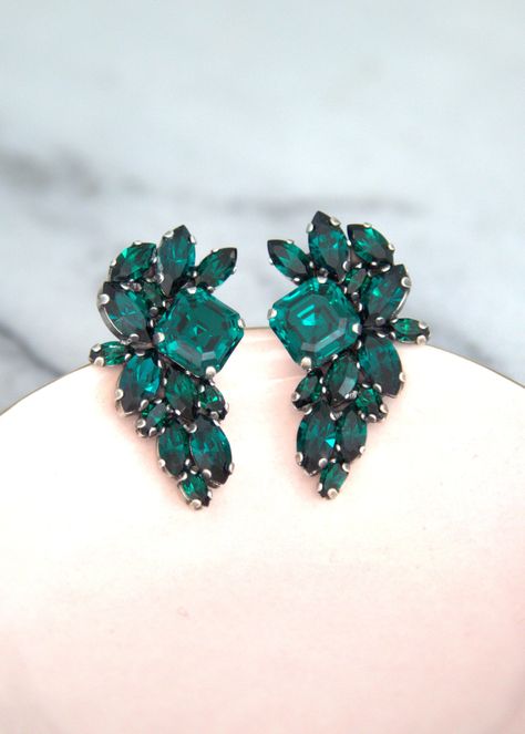 Emerald Crystal Earrings, Bridal Emerald Earrings, Dark Green Cluster Stud Earrings, Emerald Crystal Swarovski Earrings, Bridesmaids Gifts Climbing Earrings, Crystal Cluster Earrings, Emerald Crystal, Elegant Jewellery, Earrings Emerald, Safety Pin Earrings, Pinterest Ideas, Big Hoop Earrings, Etsy Bridesmaid Gifts