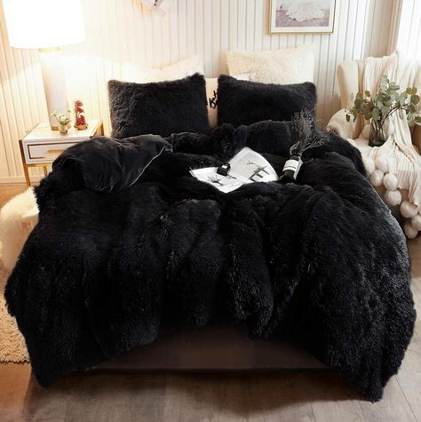 NOIR BLACK SET (3PCS) Beautiful Bed Designs, Design Ložnic, Fur Comforter, Velvet Bedding, Fluffy Duvet, Velvet Bedding Sets, Velvet Duvet, Fluffy Bedding, Simple Bed