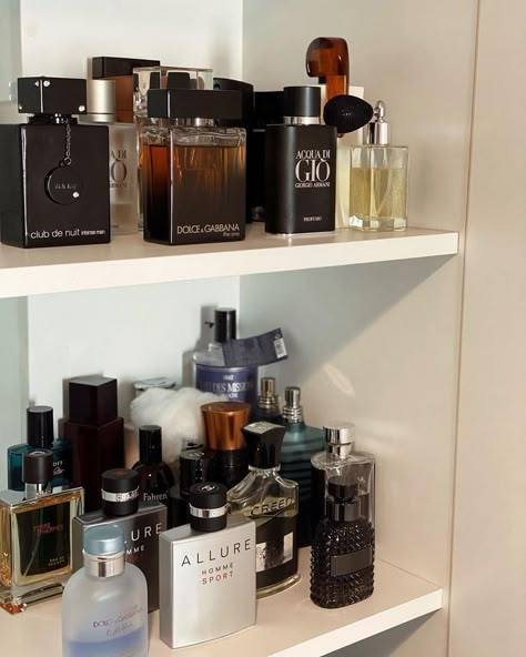 christian harper | twisted lies | twisted series Male Perfume Aesthetic, Fragrance Collection Display, Cologne Display, How To Organize Perfumes On Dresser, Male Perfume, Perfume Collection Display, Christian Harper, Profumo Victoria Secret, Koleksi Parfum