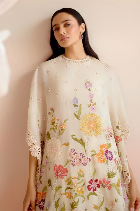 Buy Ivory Silk Organza Embroidery Floral Round Cutwork Kaftan For Women by Chandrima Online at Aza Fashions. Simple Indian Outfits, Organza Kaftan, Kaftan Pattern, Kaftan Women, Indian Suits For Women, Kaftan For Women, Embroidered Kaftan, Organza Embroidery, Kaftan Designs