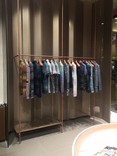 Missoni opening in Dubai Clothing Display Rack, Rails Clothing, Clothing Store Displays, Visual Merchandiser, Industrial Entryway, Hall Stand, Clothing Displays, Clothes Stand, World Fashion